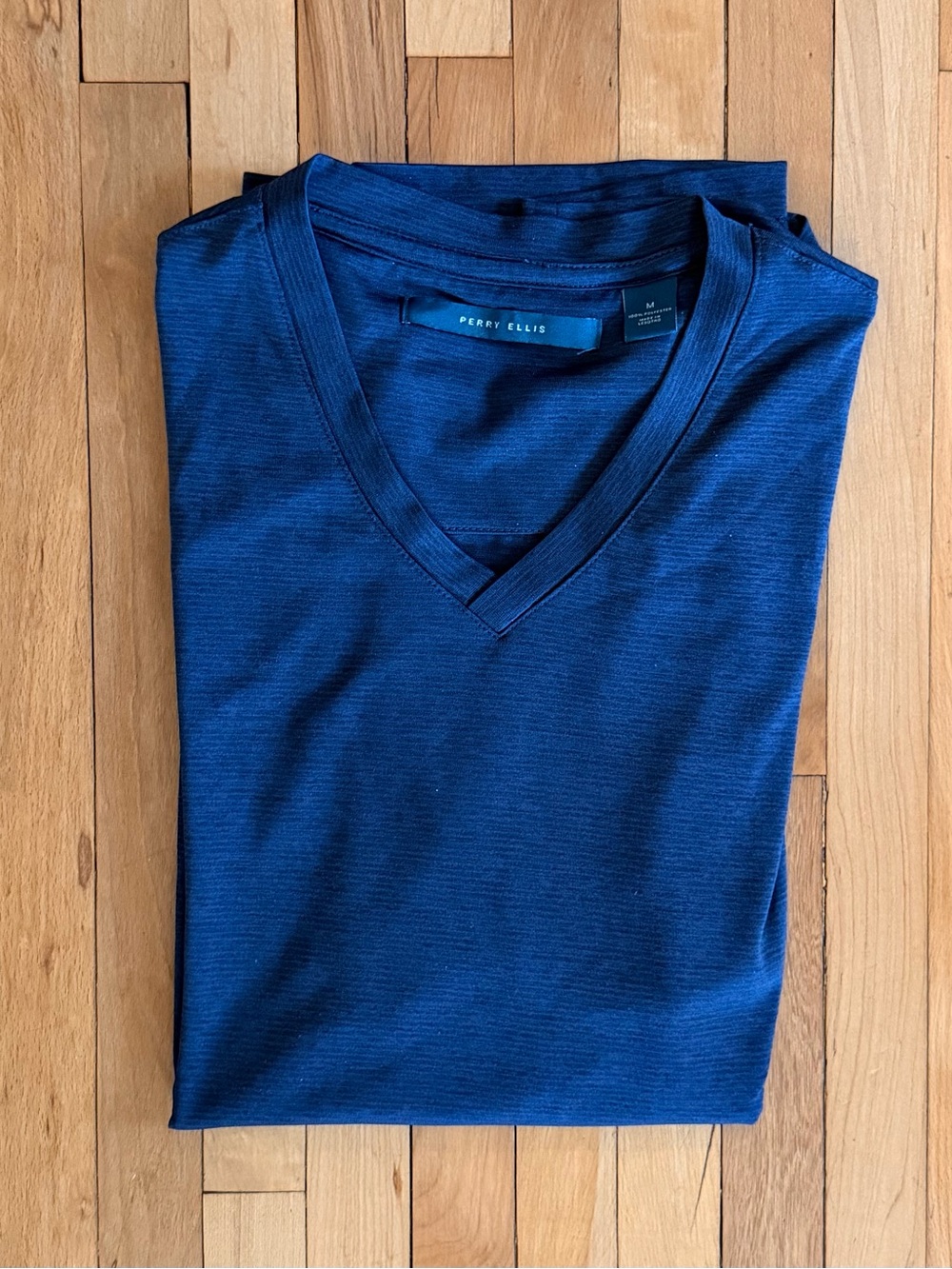 Perry Ellis Men's Blue V-Neck Tee